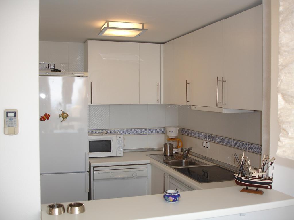 Villamarina Apartments - Zand Properties Benidorm Oda fotoğraf